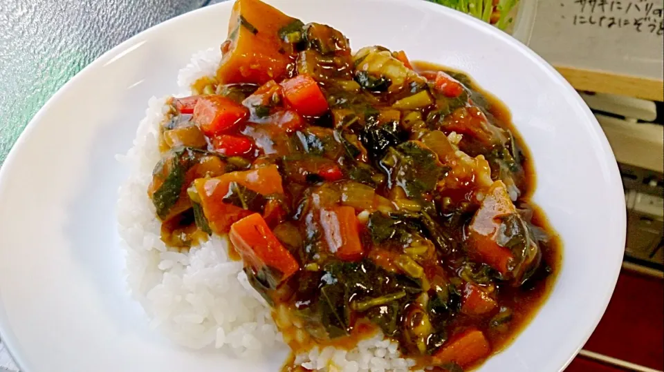 モロヘイヤとカボチャの夏カレー|やよさん