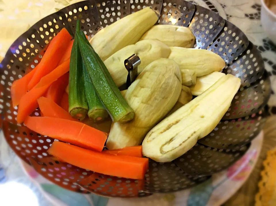 蒸しなす🍆温野菜😋|アライさんさん