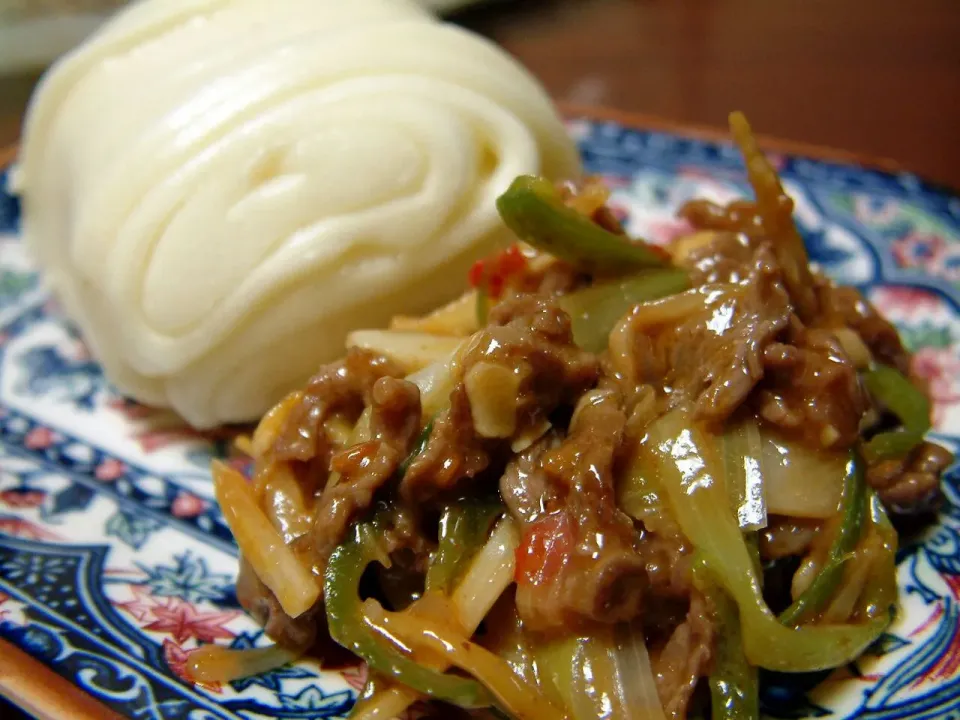 stir-fried shredded beef|steven z.y.さん