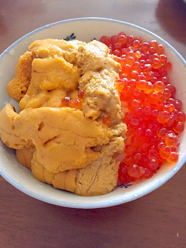 Snapdishの料理写真:雲丹いくら丼|流線形さん