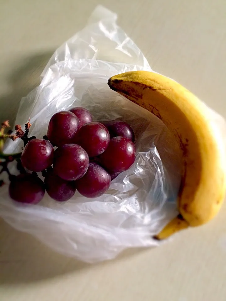 Snapdishの料理写真:grape banana|tantanさん