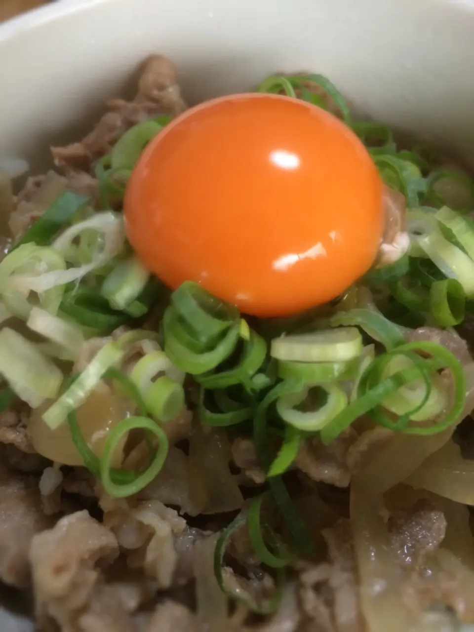 余った豚丼にトッピング|tamicoさん