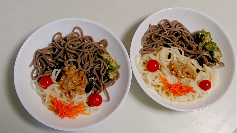 お蕎麦とうどんで夫&息子の顔麺|やよさん