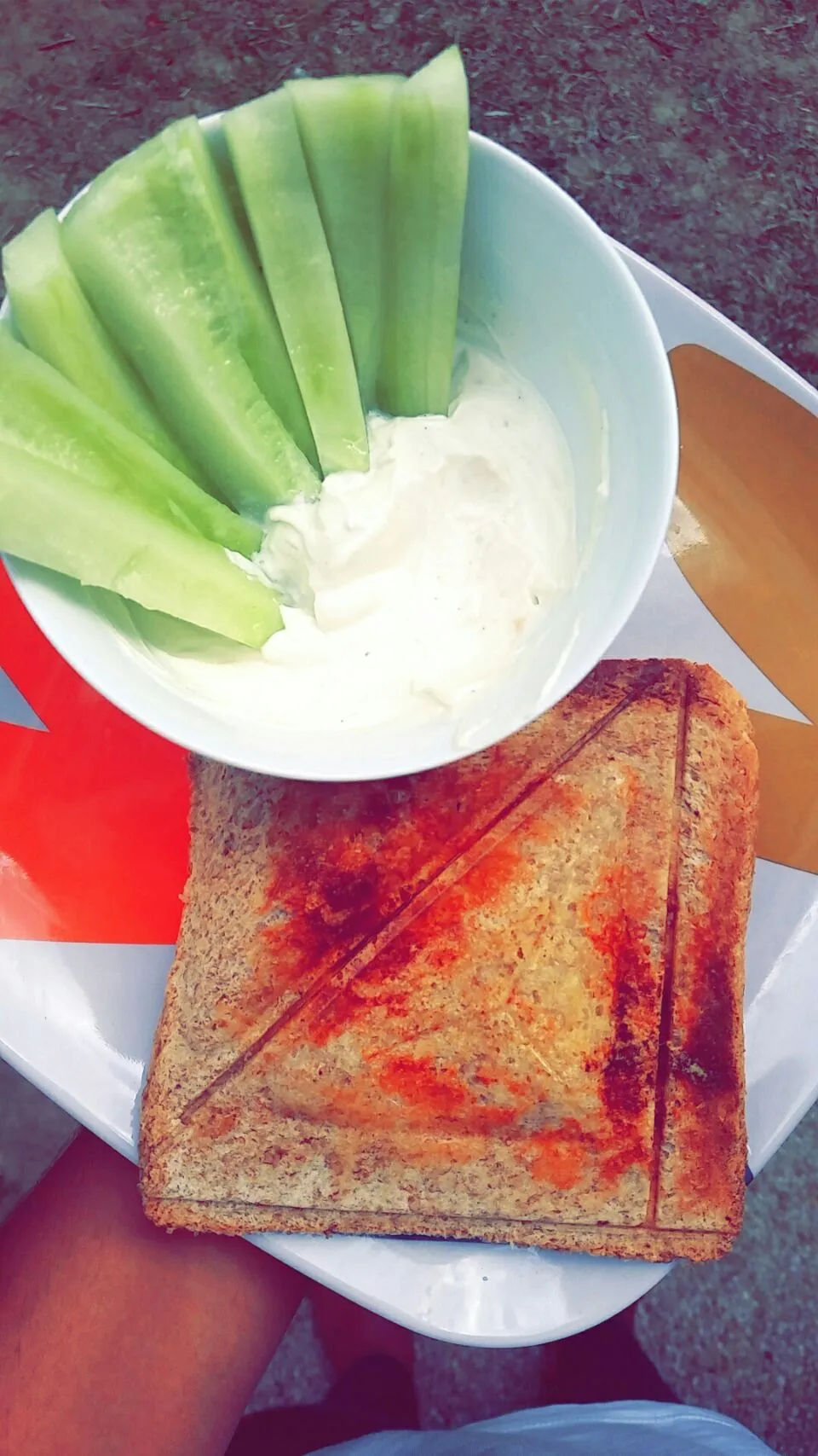 #Lunch - eggs, cheese, tomato sandwich  & cucumber dips ! ♡|Mélissaさん