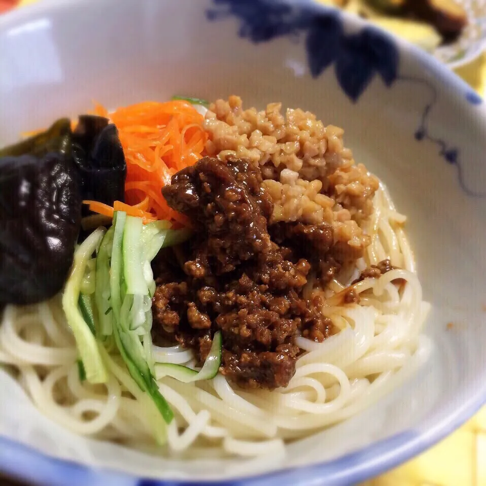 納豆と肉味噌の冷たい半田麺|angiee♡さん