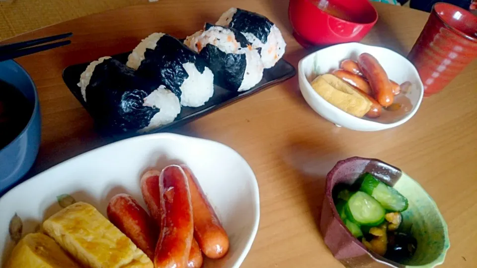 今日の朝ご飯(о´∀`о)
 おしゃれご飯もいいけれど…|ももじり(о´∀`о)さん