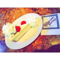 Snapdishの料理写真:Cheesecake Factory🍰|y-rolydragnさん