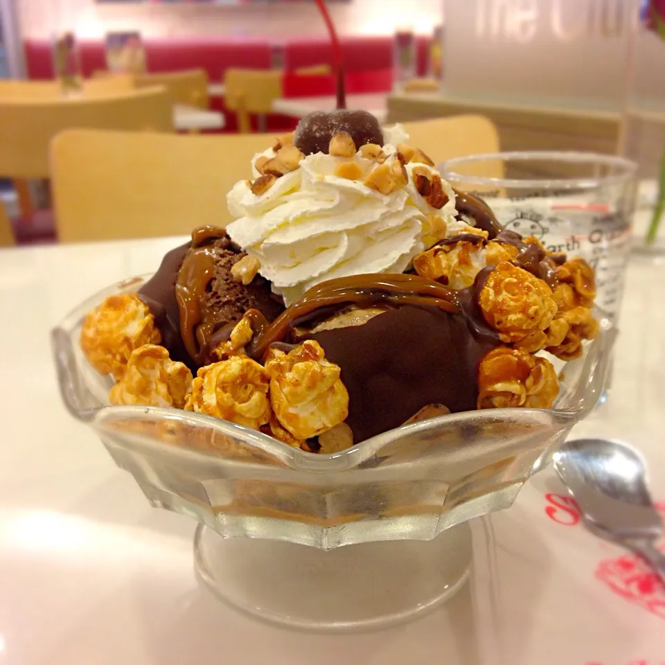 Snapdishの料理写真:Chicago Mix Popcorn 🍦💕|pimonpakさん