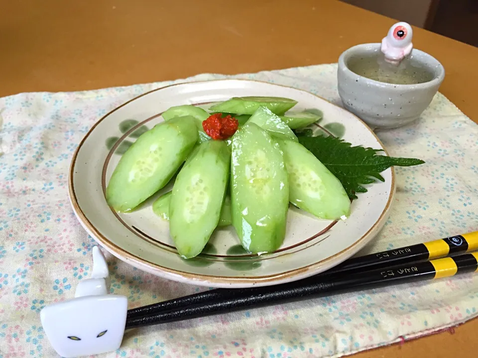 Snapdishの料理写真:キュウリのサラダ柚子胡椒添え!  (^-^)|Kei Satoさん