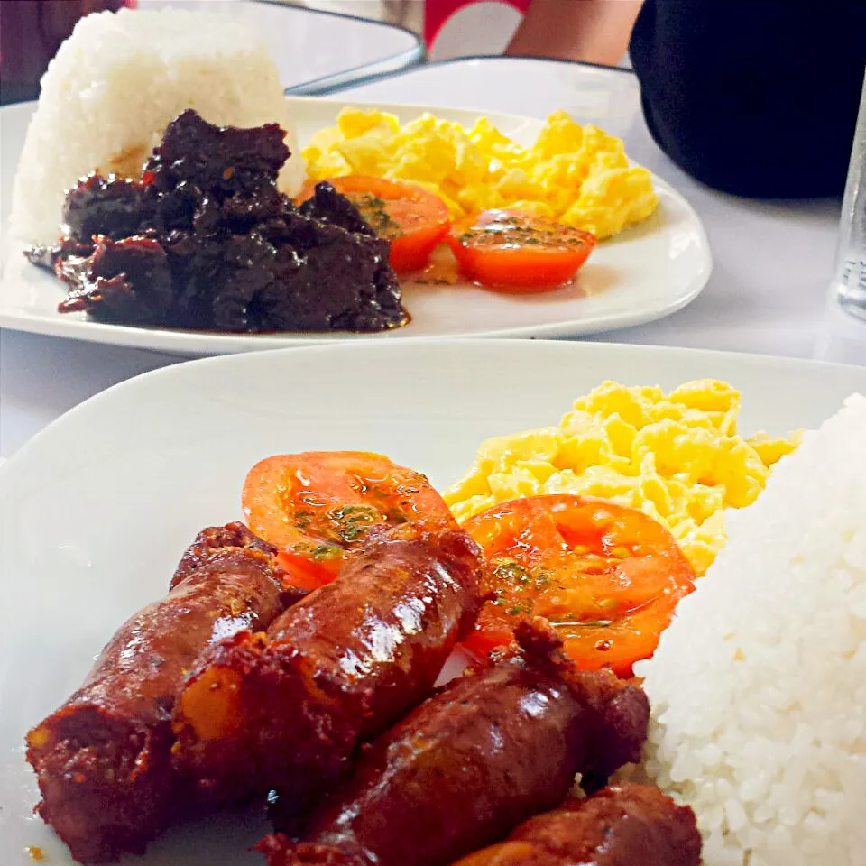 Snapdishの料理写真:Vigan Longganisa and New Zealand Beef Tapa|Jenny Fernandez Villarinさん