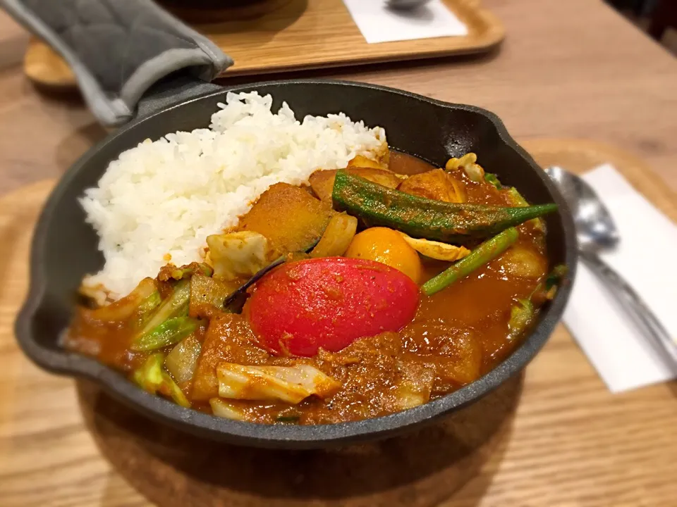 野菜を食べるカレーcamp♡1日分の野菜カレー|tsumimiさん