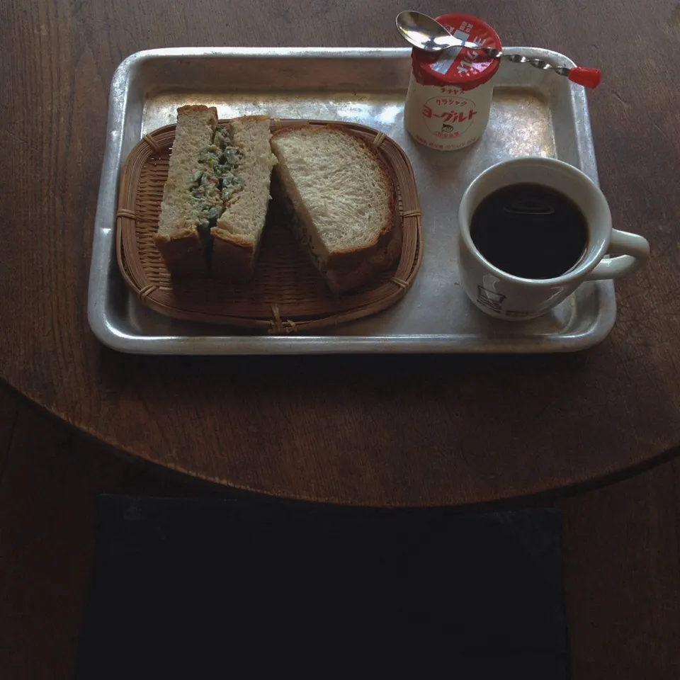 “ 昨日の酒の肴の残りもんで ”|おたんこ食堂  d□~°さん