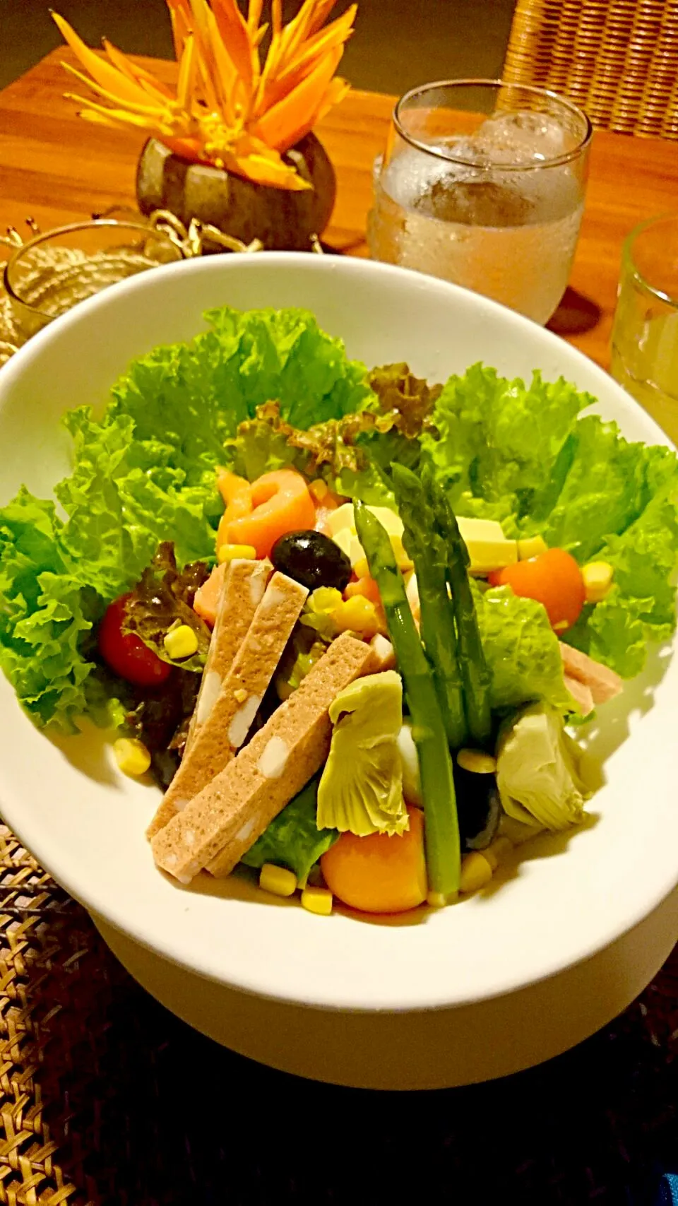 Supreme salad from pearl farm..|bonnieさん