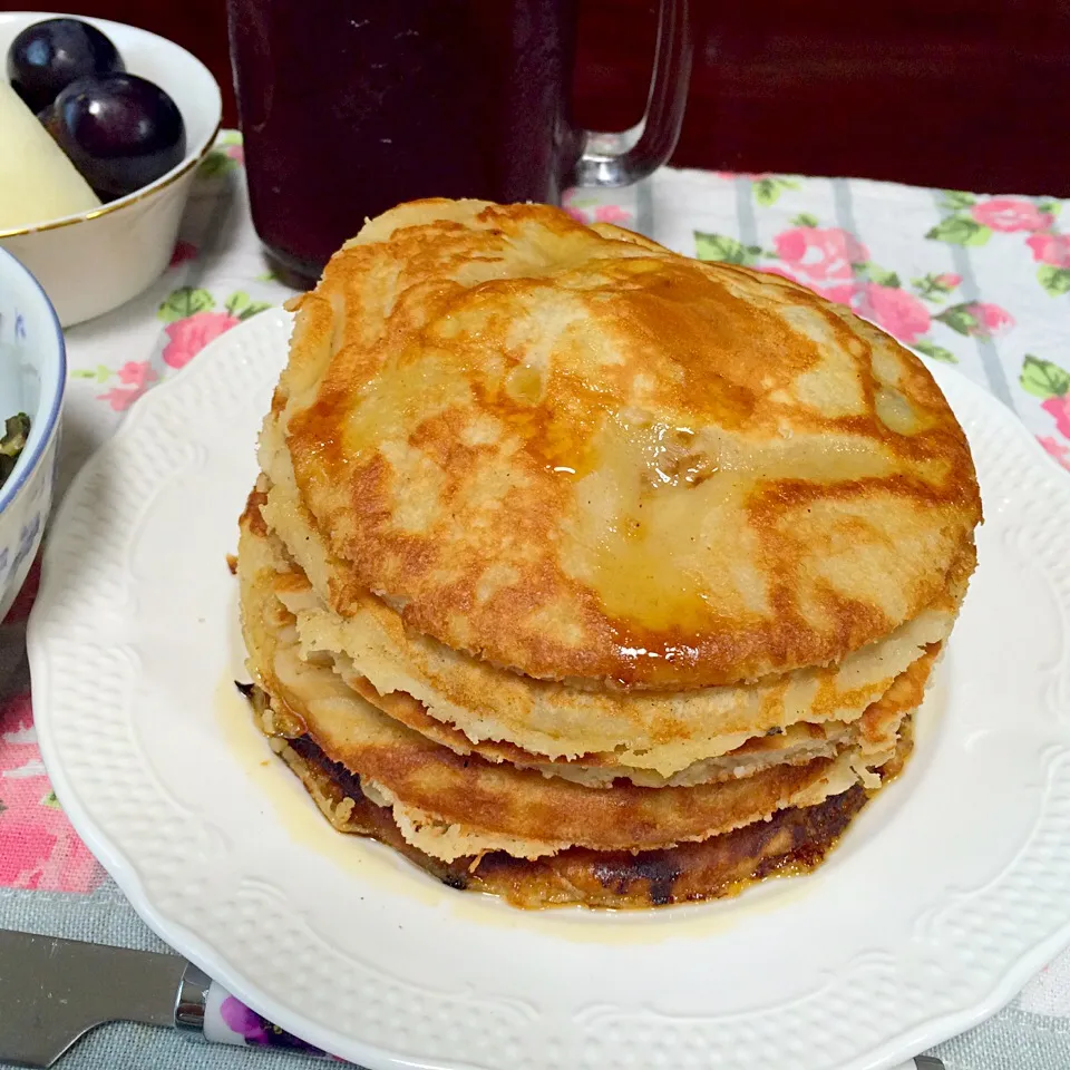 Snapdishの料理写真:手作りパンケーキ❤️

バナナ、ココナッツオイル、クルミミックス✨😋

手作りだとふわふわサクサクになり、美味しく頂きました☺️🌟|♥️さん