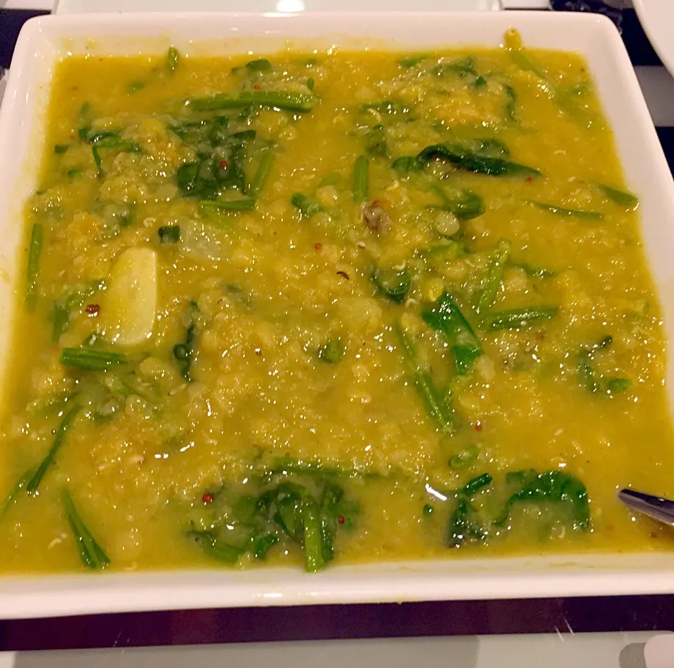 Snapdishの料理写真:Sri Lanka lentils and spinach curry|Mary Annさん