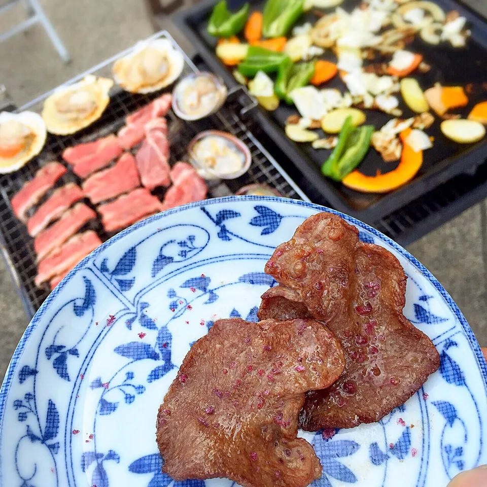 Snapdishの料理写真:BBQ(^^♪  タン塩レモン、ブルーベリー塩で。|Yuuki🍷🍶🍻さん