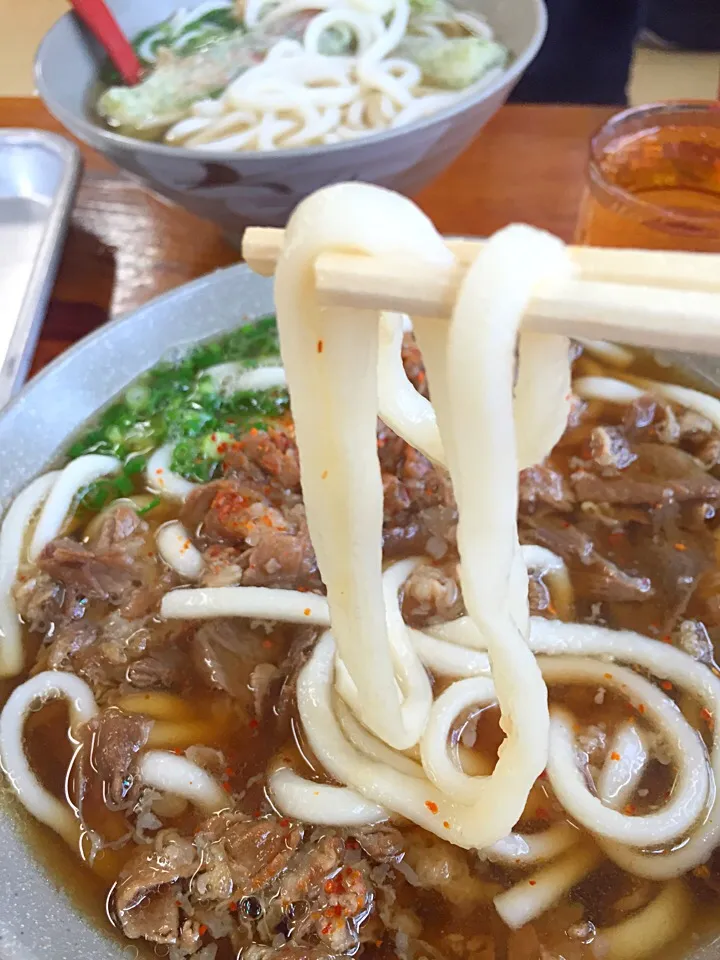 百姓うどんの肉うどん|たかさんさん