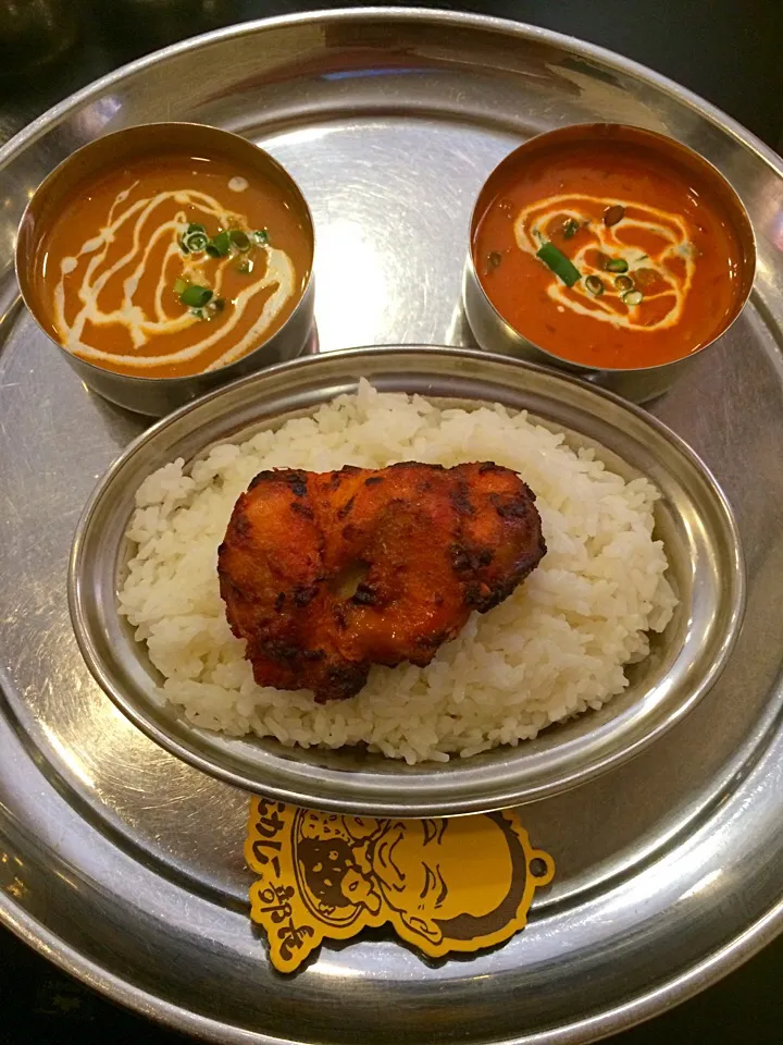 ダウラギリカレーレストランのダブルカレーセット（枝豆カレー&チキンカレー）|大阪カレー部長さん