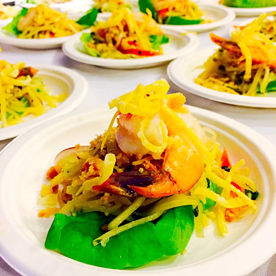 Green Papaya Salad with Poached Shrimp.|Ryan Funasakiさん