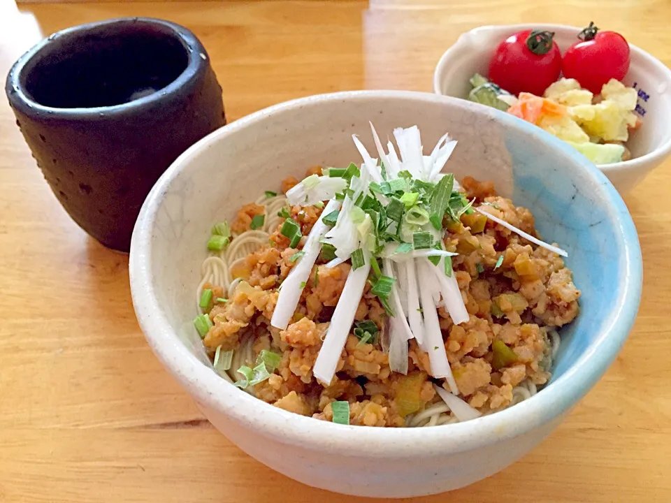 鶏肉ねぎのっけ温素麺|いたさん