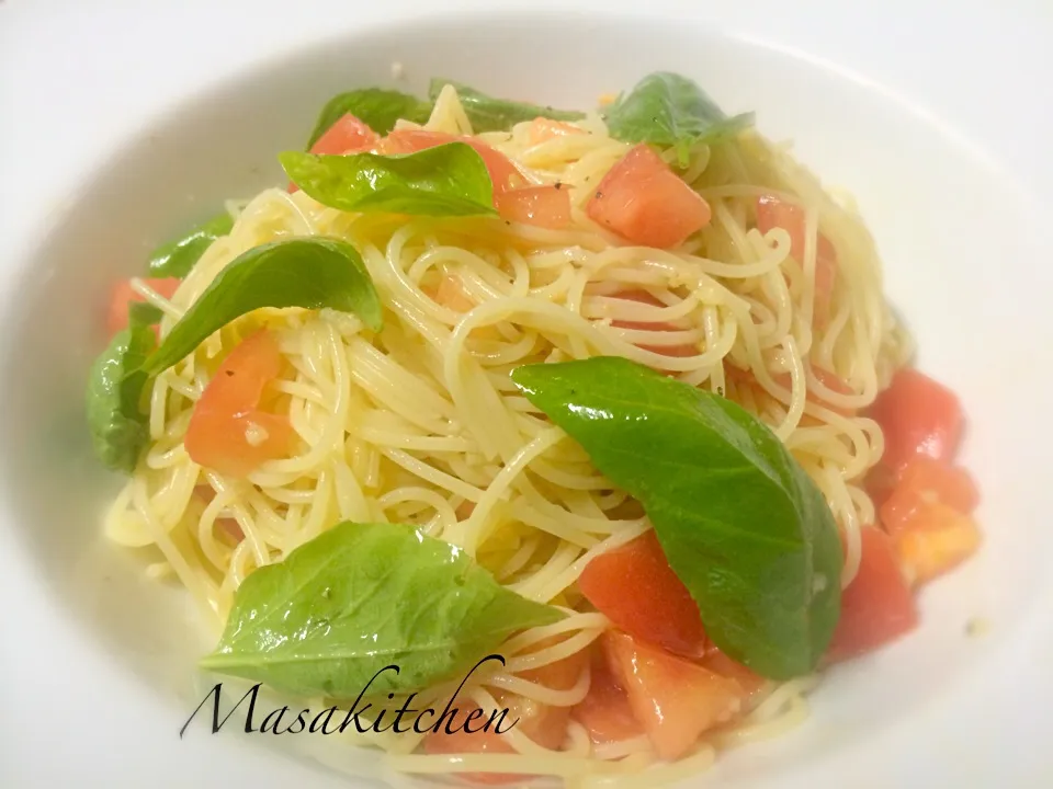 Tomatoes&basils cold pasta|Masakiさん