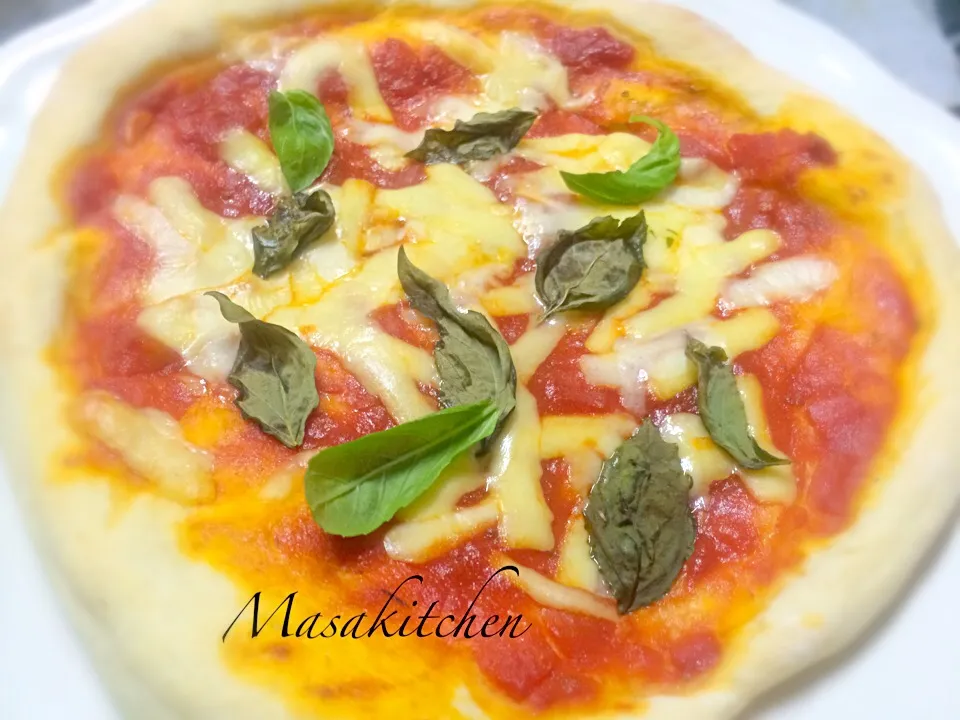 Snapdishの料理写真:Pizza margarita‼︎|Masakiさん