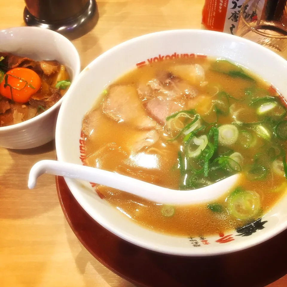 バイト終わりの横綱ラーメン🎀|ことみさん