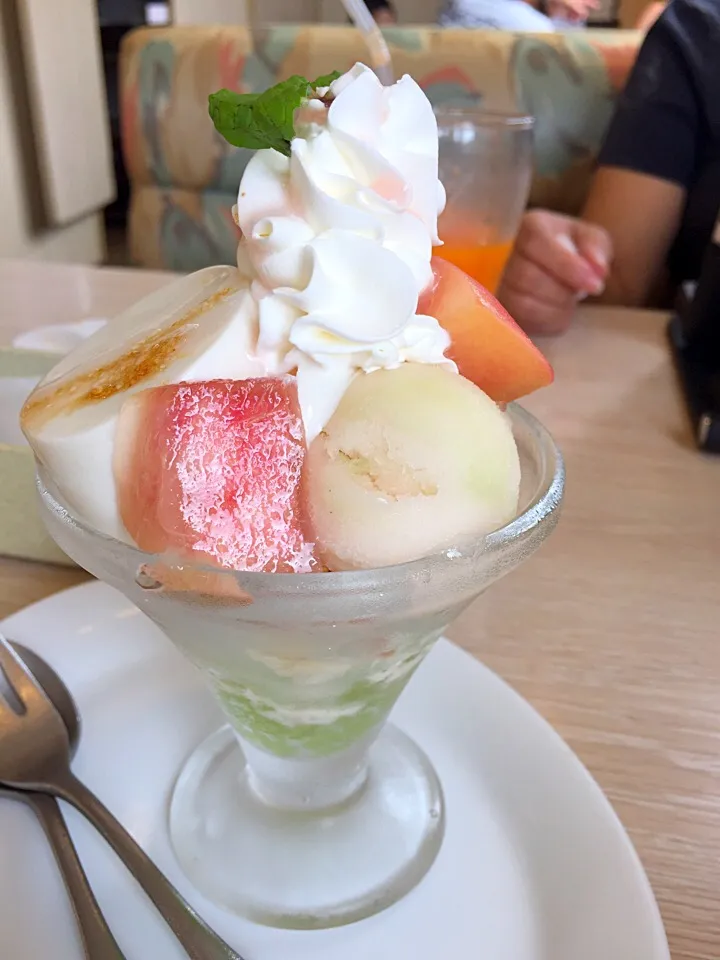 Peach parfait|carla santiagoさん