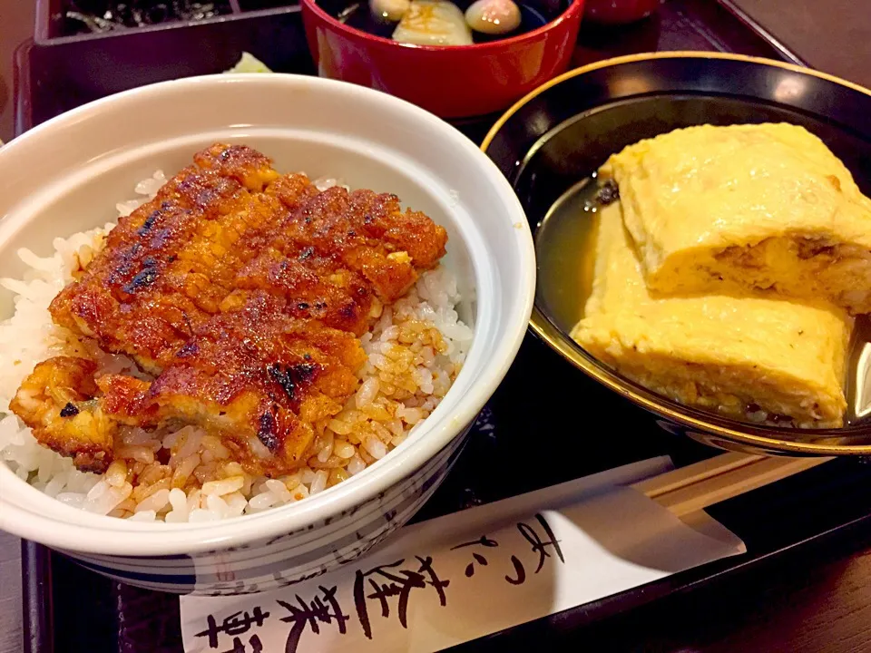 うまきと櫃まぶしの定食|まりたんさん