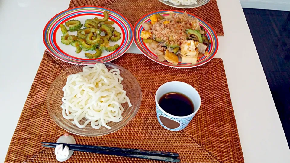 今日の昼食 うどん、ゴーヤチャンプルー、ゴーヤの唐揚げ|pinknari🐰🌈さん