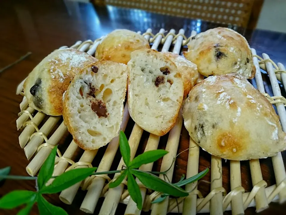 トマト酵母で塩チョコチャバタ😋❤|sakurakoさん