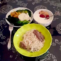 chinese noodle with beef/poached egg/boiled vegetables/yogurt with cookies & dried red dates|Sakumeさん