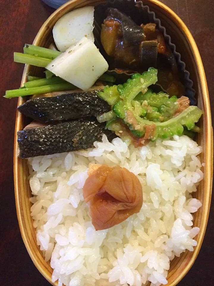 Snapdishの料理写真:鰤照り焼き弁当。珍しくお魚を入れてみました。|aiさん