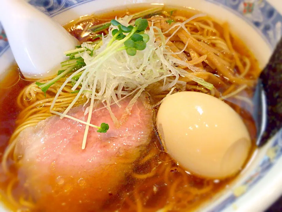 赤羽 夏海 醤油ラーメン♪|ぷぅさん