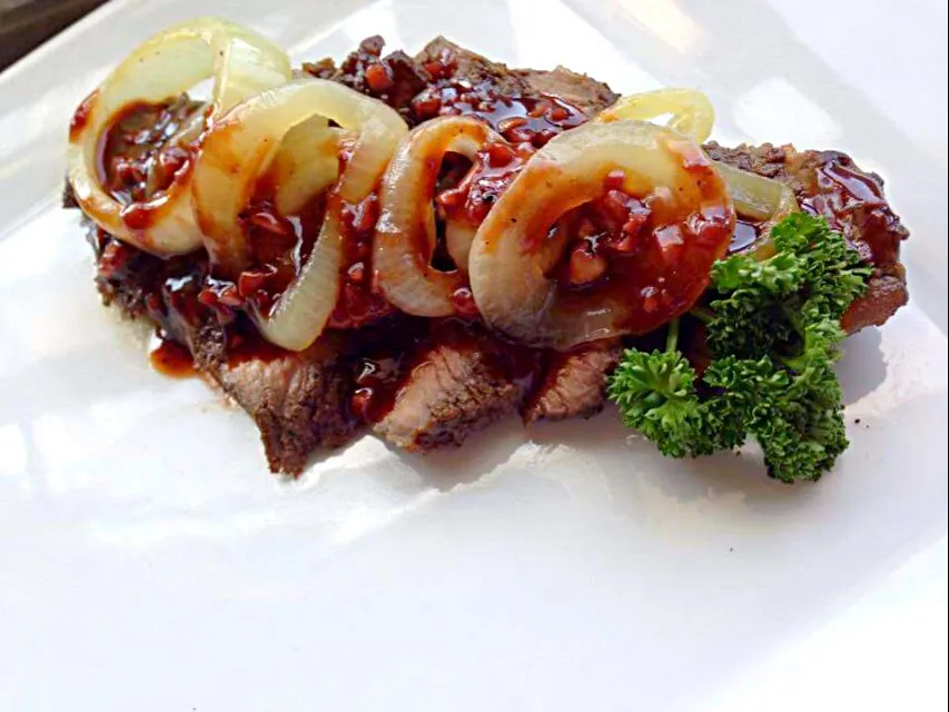 red wine steak in red wine sauce|hungry_picassoさん