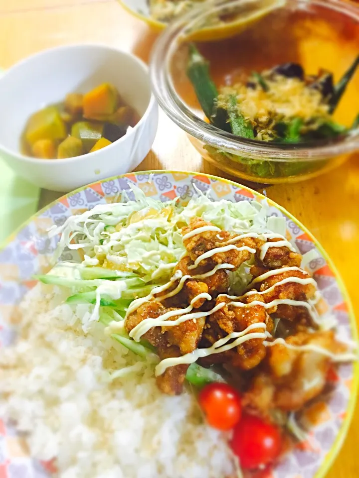 カフェ風 唐揚げ丼♪♪  ナスとオクラの揚げ浸し☆かぼちゃの煮物☆|sachikoさん