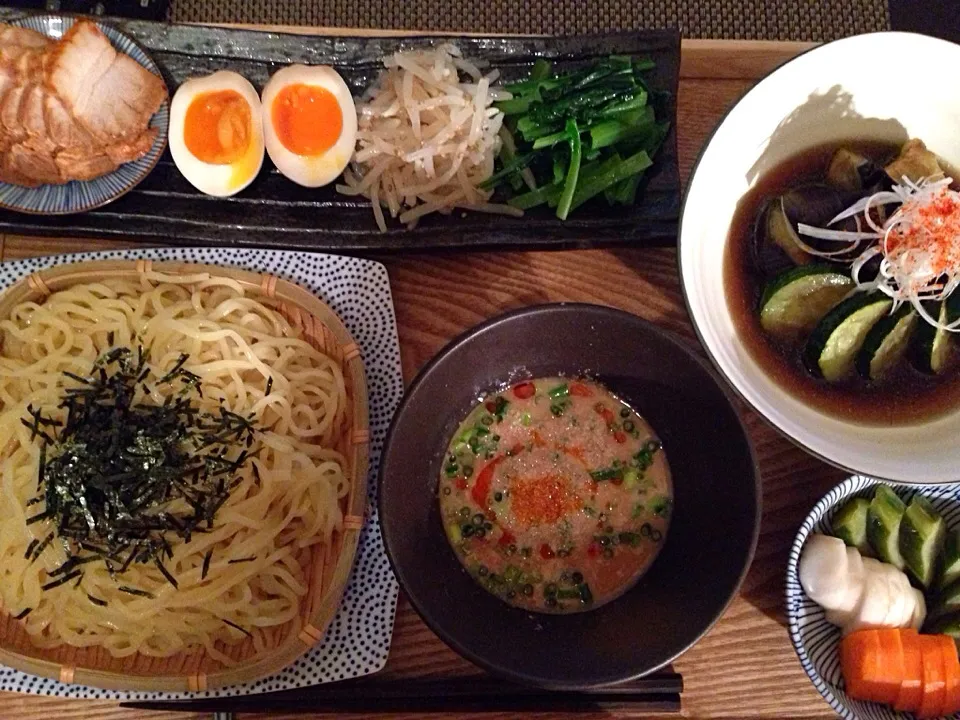 胡麻ラー油つけ麺とトッピング、ナスとズッキーニの揚げ浸し|ayumiさん