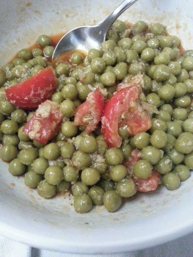 spicy peas and tomatoes|Polly Gelfusoさん