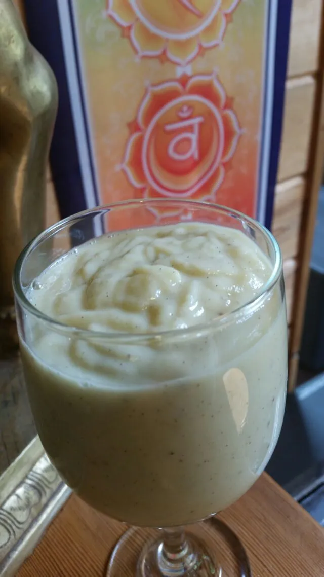 Vanilla Durian Birthday Smoothie|Christina Sasserさん