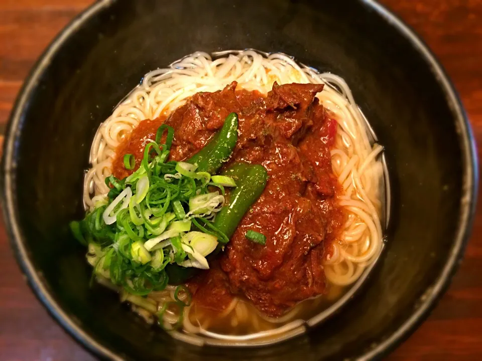 Snapdishの料理写真:牛すね肉のスパイシートマトカレーそうめん1|半田手延べそうめんの店 阿波や壱兆さん