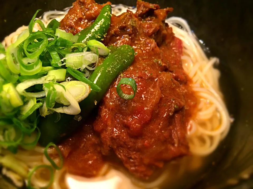 牛すね肉のスパイシートマトカレーそうめん|半田手延べそうめんの店 阿波や壱兆さん