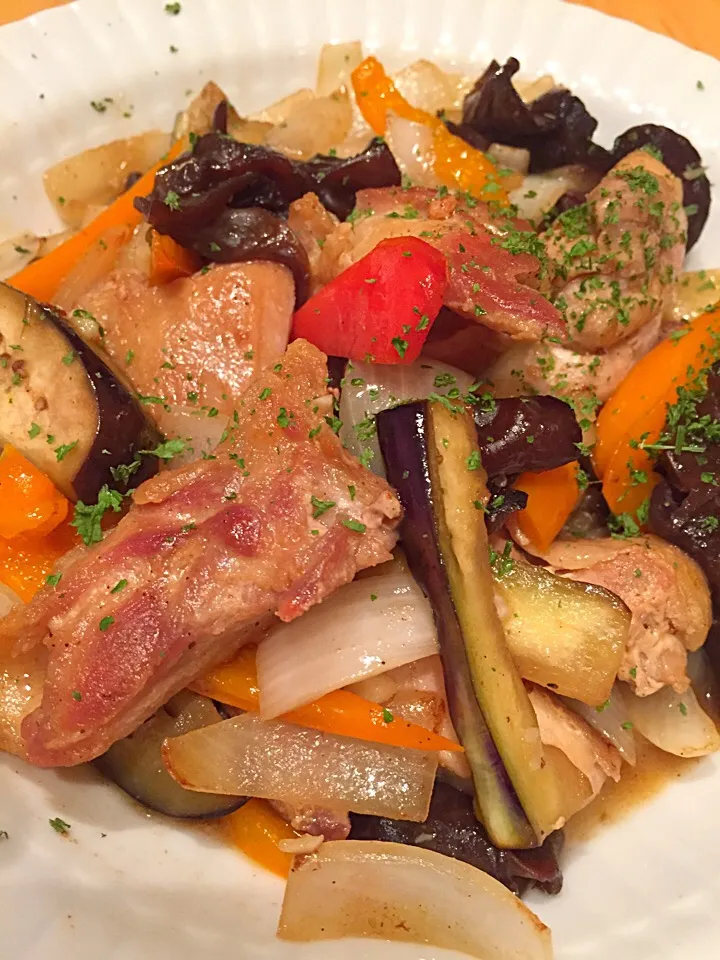 鶏ももと野菜の中華風旨み炒め|沖縄「ピロピロ」ライフさん