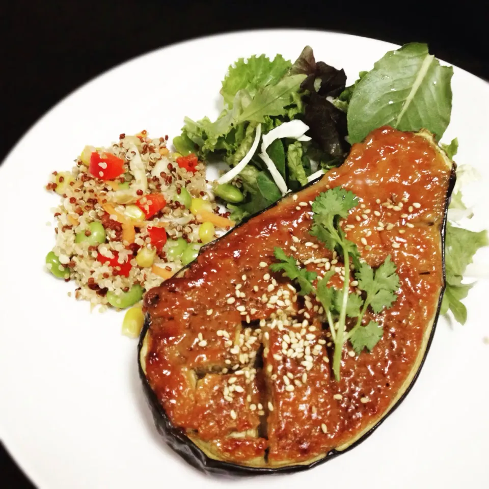 なす田楽. Grilled eggplant with miso glaze, quinoa salad|coxiella24さん