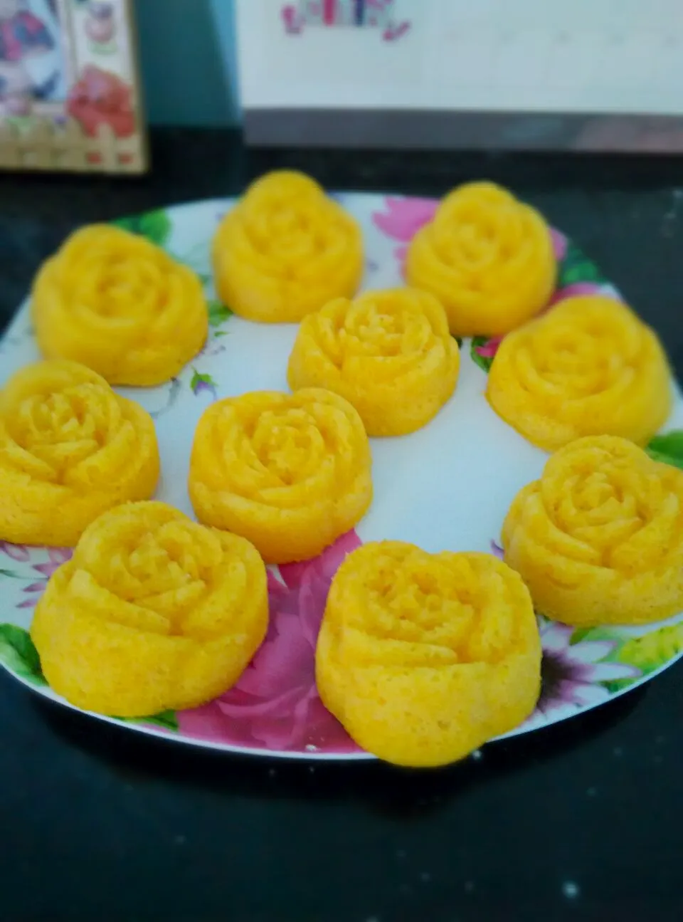 Snapdishの料理写真:#bolu kukus labu kuning|Ummu RuzainHanifさん