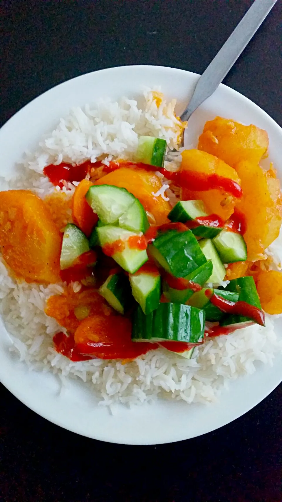 #rice #vegetables #dinner #chilipeppersauce|Honさん