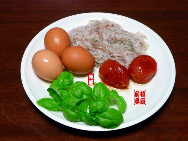 虾苗炒蛋。。。scrambled egg with krill and tomato 1|steven z.y.さん