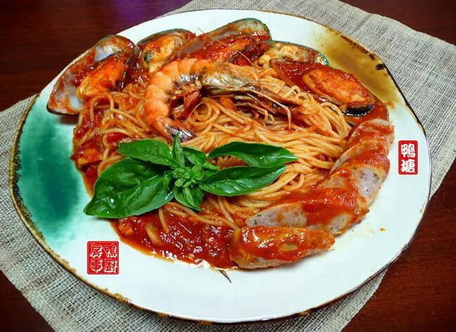 spaghetti in tomato sauce|steven z.y.さん