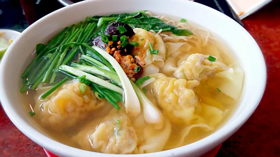 Snapdishの料理写真:#dumpling noodle soup|Malis Vannaさん