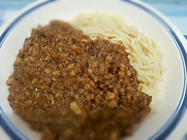 カリー風味ジャージャー麺|よっしー(=^ェ^=)さん