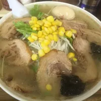 横綱超しおぶた麺バカ盛り（3玉）
あっさり塩味。ミネラルたっぷりです。|Nibe Koichiさん